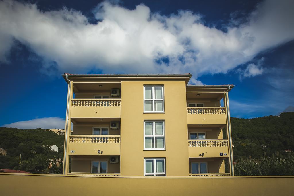 Apartments Sesar Банёл Экстерьер фото