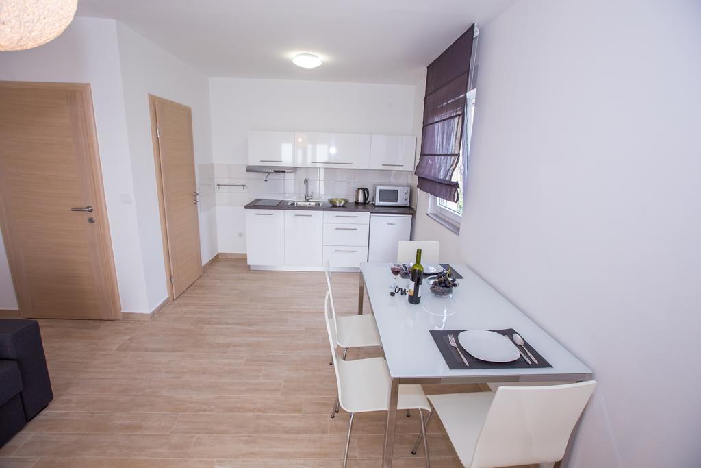 Apartments Sesar Банёл Экстерьер фото