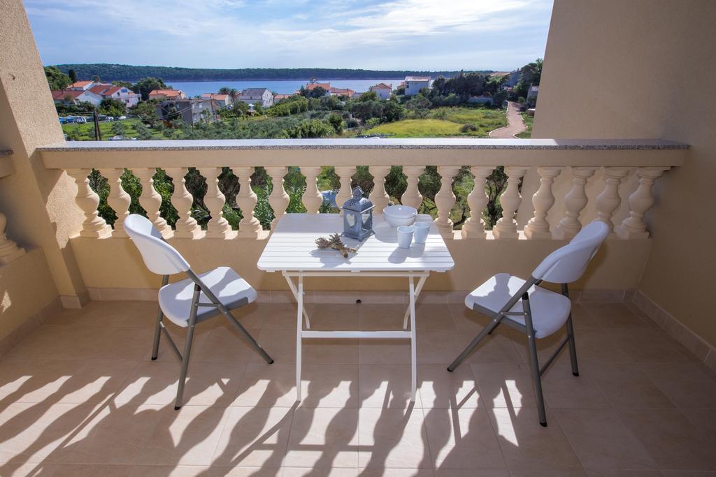Apartments Sesar Банёл Экстерьер фото